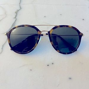 Ray Ban sunnies